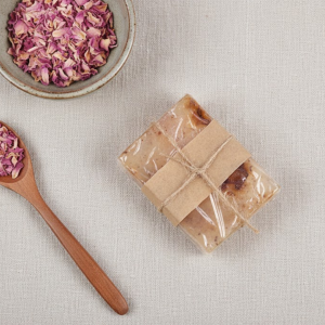 Savon à la Rose et Huile de Rose ** صابونة الورد وزيت الورد