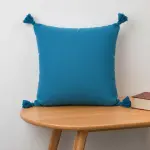 وسائد "الأصالة المنسوجة" – دفء الدرازة المغربية بلمسة عصرية