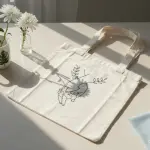 Tote bag brodé à la main ** حقيبة توطباك قماشية بتطريز يدوي فاخر