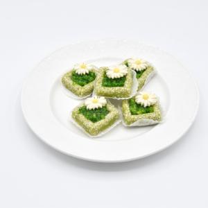 حلوة اللوز بمذاق البسطاج… قرمشة راقية ونكهة لا تقاوم