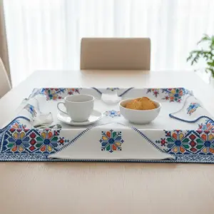 كاش بلاطو مطروز بالفاسي